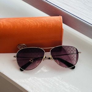 Tory Burch Aviators